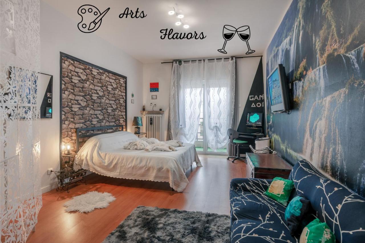 Lodge & Art - San Francesco - Trieste Center ***** Экстерьер фото