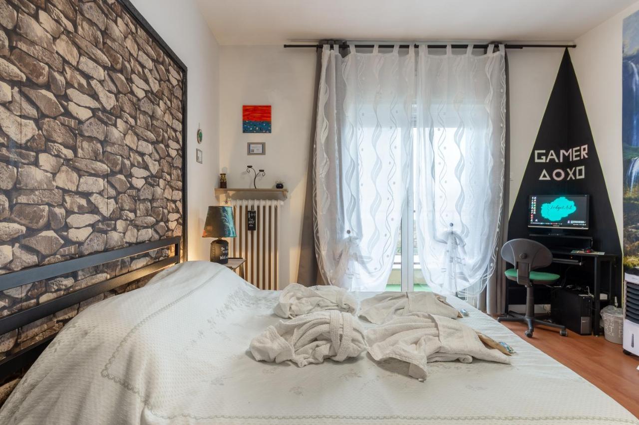 Lodge & Art - San Francesco - Trieste Center ***** Экстерьер фото